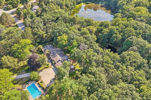 W335N5421 Wedgewood DRIVE, Nashotah, WI 53058