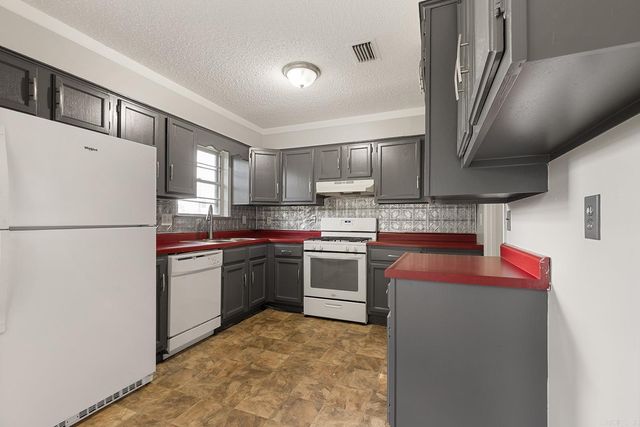 2611 Elkhart Drive, Little Rock, AR 72204