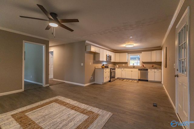 1715 Vinca Street SW, Decatur, AL 35601