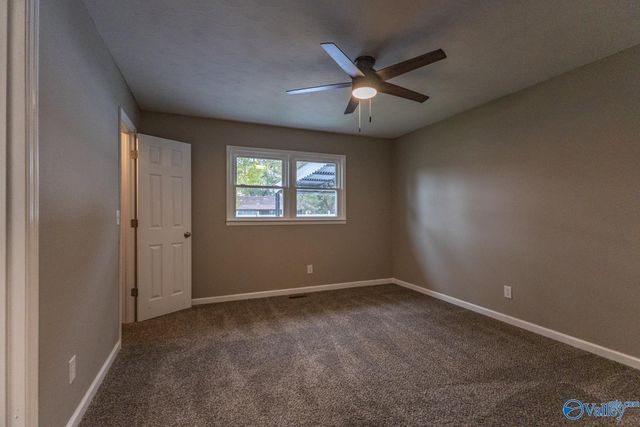 1715 Vinca Street SW, Decatur, AL 35601