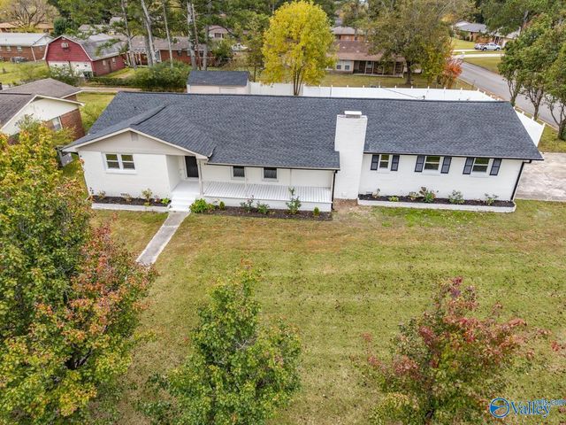 1715 Vinca Street SW, Decatur, AL 35601