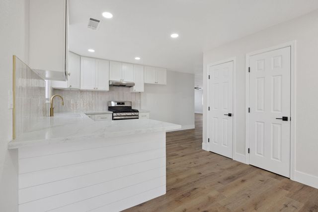 2113 Garvey Avenue, Corcoran, CA 93212