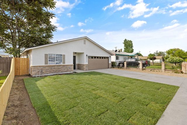 2113 Garvey Avenue, Corcoran, CA 93212