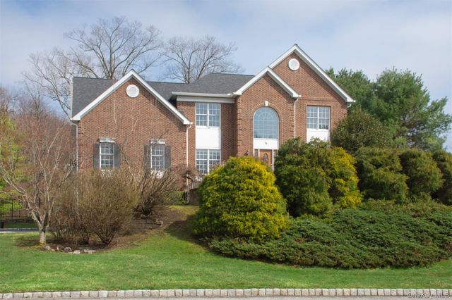 77 Dimond Avenue, Cortlandt Manor, NY 10567