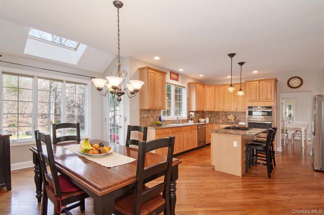 77 Dimond Avenue, Cortlandt Manor, NY 10567