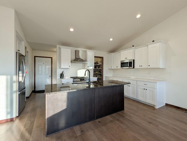 3760 Merrifield Drive S, Fargo, ND 58104