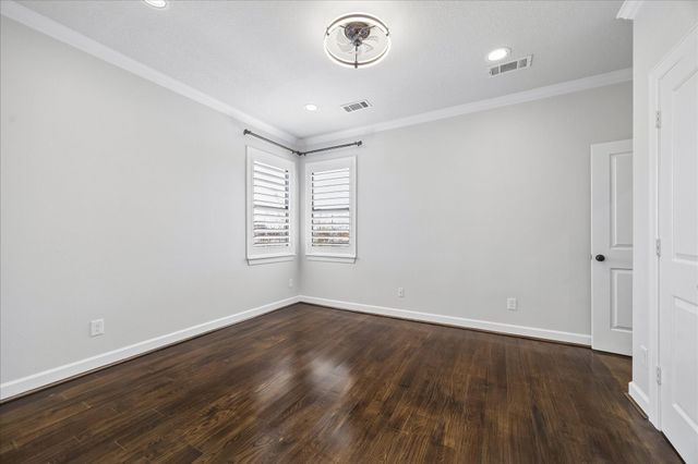 709 Herkimer Street, Houston, TX 77007