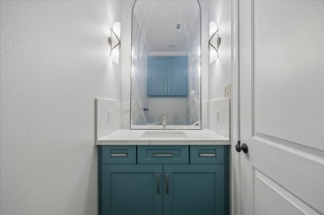 709 Herkimer Street, Houston, TX 77007