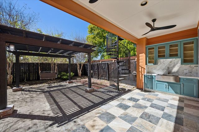 709 Herkimer Street, Houston, TX 77007