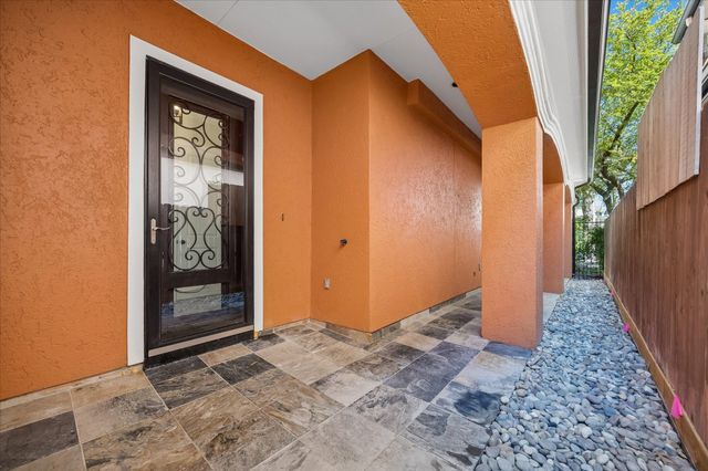 709 Herkimer Street, Houston, TX 77007