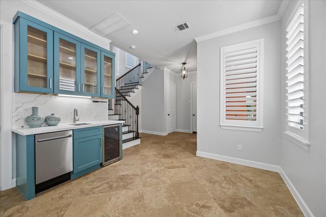 709 Herkimer Street, Houston, TX 77007