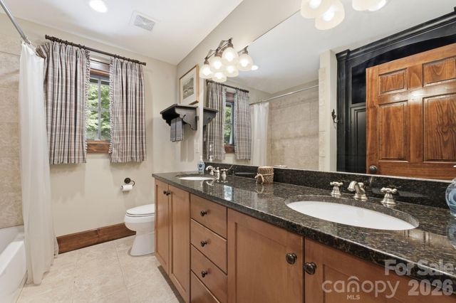 185 Songcatcher Court, Tuckasegee, NC 28783