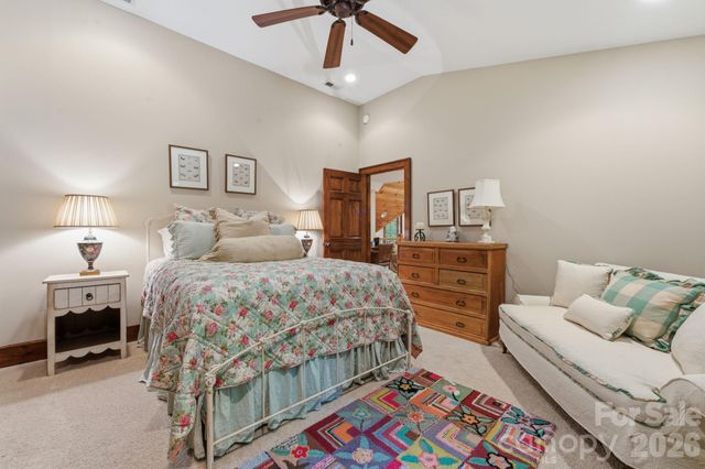 185 Songcatcher Court, Tuckasegee, NC 28783