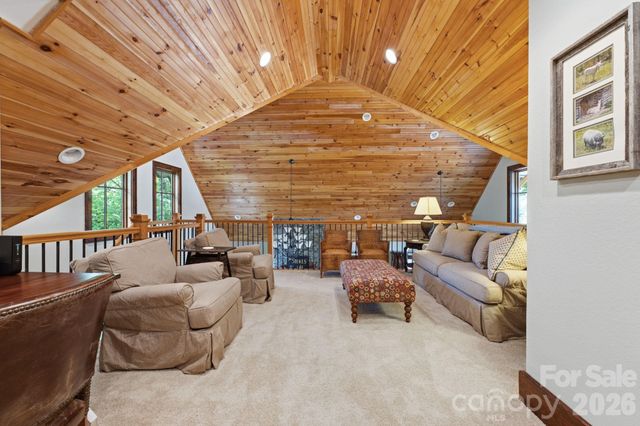 185 Songcatcher Court, Tuckasegee, NC 28783