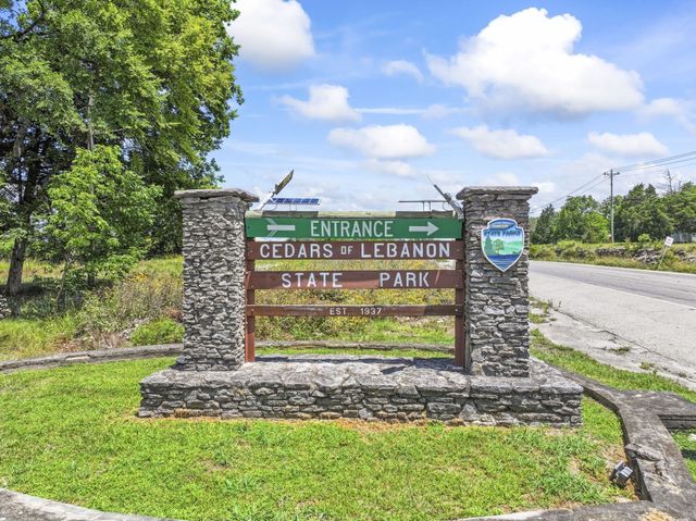 203 Conger Dr, Lebanon, TN 37087