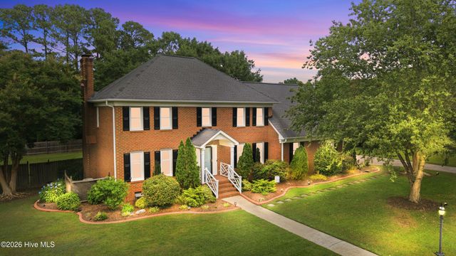 105 Christina Drive, Greenville, NC 27858