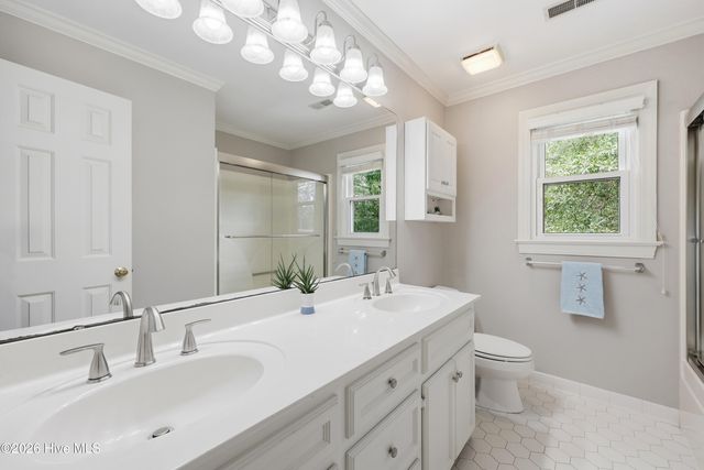 105 Christina Drive, Greenville, NC 27858