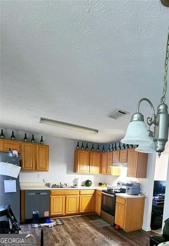 144 Blake Avenue, Jackson, GA 30233