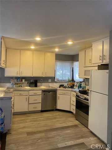 333 La Casita Dr, Twin Peaks, CA 92391