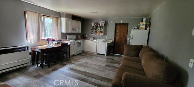 333 La Casita Dr, Twin Peaks, CA 92391
