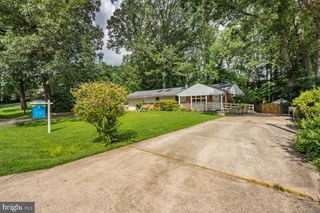 6612 KEENE DR, Springfield, VA 22152