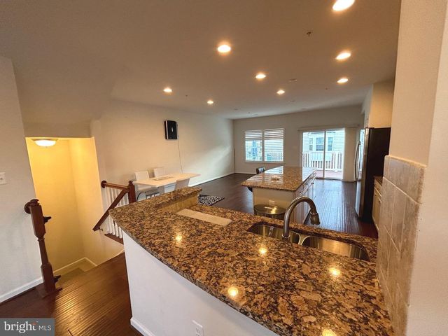 13312 WATERFORD HILLS BLVD, Germantown, MD 20874