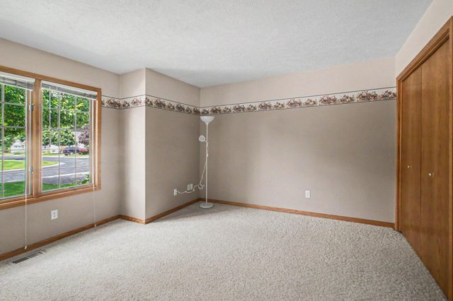 783 Holly Creek Drive, Allegan Twp, MI 49423