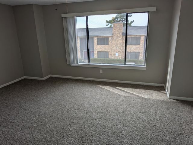 514 E Belt Line Road B11, Desoto, TX 75115