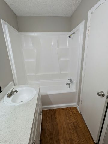 514 E Belt Line Road B11, Desoto, TX 75115