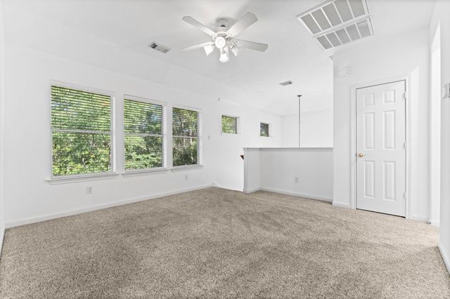 39 E Burberry Circle, The Woodlands, TX 77384