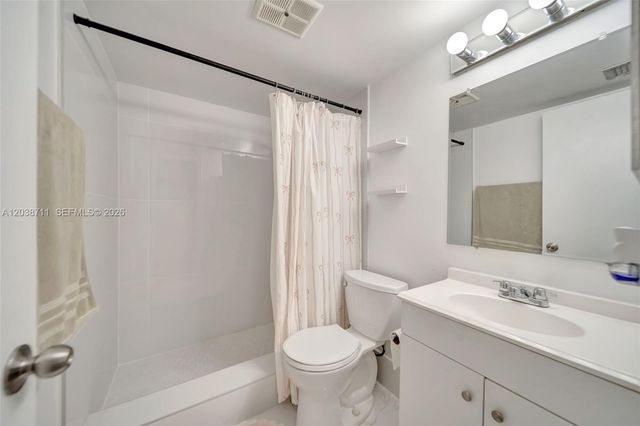 7447 W Sunrise Blvd 7447, Plantation, FL 33313