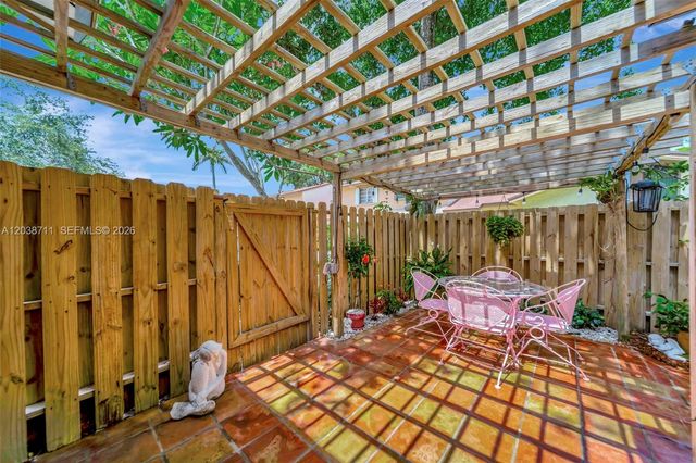 7447 W Sunrise Blvd 7447, Plantation, FL 33313