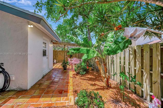 7447 W Sunrise Blvd 7447, Plantation, FL 33313