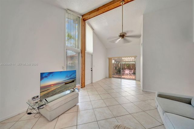 7447 W Sunrise Blvd 7447, Plantation, FL 33313