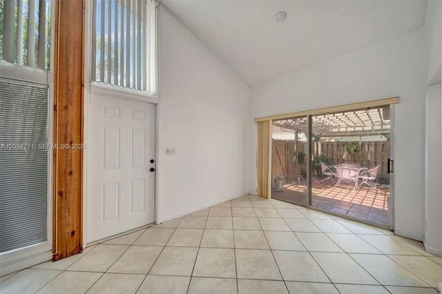 7447 W Sunrise Blvd 7447, Plantation, FL 33313