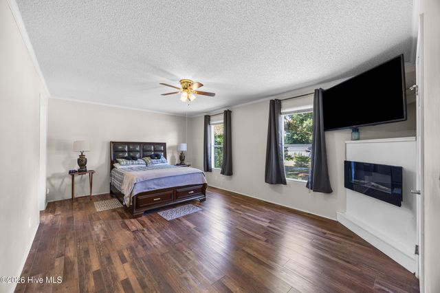 3993 Windtree Court NE, Leland, NC 28451