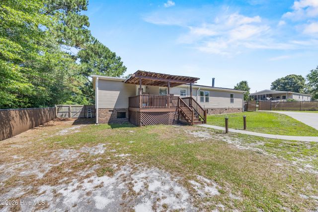 3993 Windtree Court NE, Leland, NC 28451