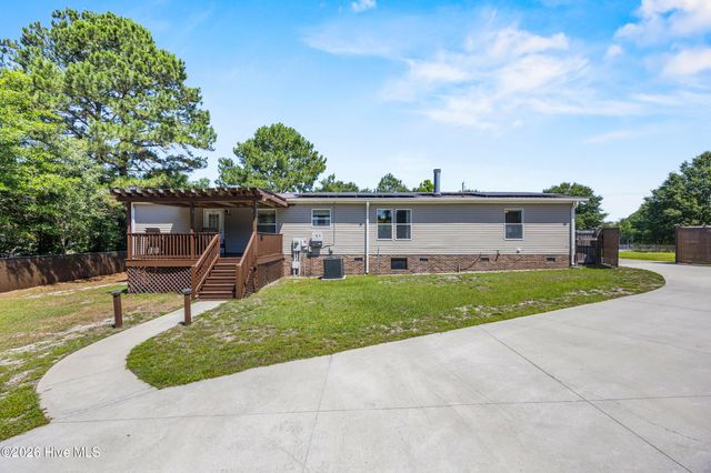 3993 Windtree Court NE, Leland, NC 28451