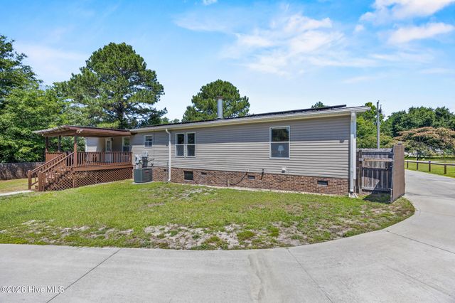 3993 Windtree Court NE, Leland, NC 28451