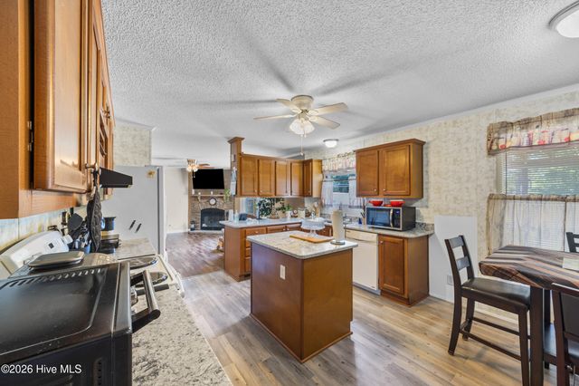 3993 Windtree Court NE, Leland, NC 28451