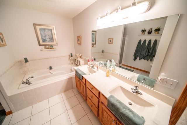 7914 50th Avenue NW, Oronoco, MN 55960