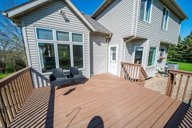 7914 50th Avenue NW, Oronoco, MN 55960