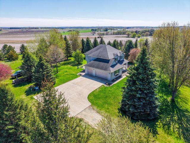 7914 50th Avenue NW, Oronoco, MN 55960