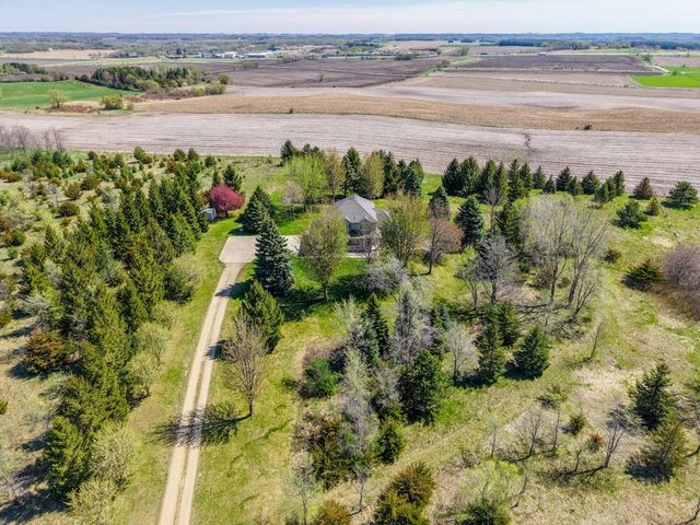 7914 50th Avenue NW, Oronoco, MN 55960