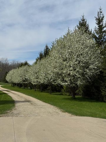 7914 50th Avenue NW, Oronoco, MN 55960