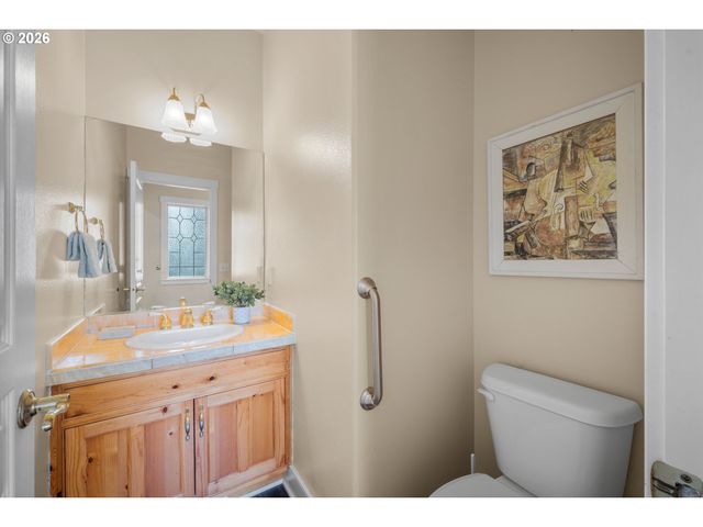 3298 SAINT THOMAS St, Eugene, OR 97408