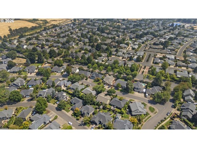 3298 SAINT THOMAS St, Eugene, OR 97408