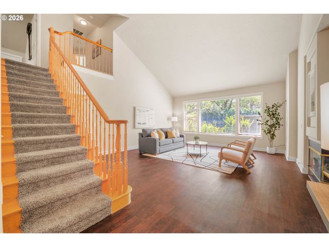 3298 SAINT THOMAS St, Eugene, OR 97408
