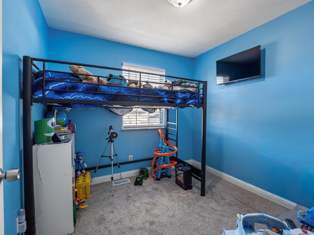 8 Cordoba Drive, Hurricane, WV 25526