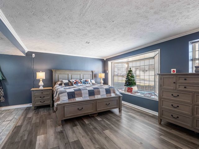 8 Cordoba Drive, Hurricane, WV 25526